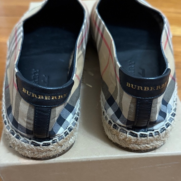 Burberry Espadrilles - Picture 3 of 4